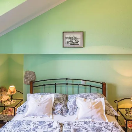 בית נופש 2 Bedroom Gorgeous In Gornji